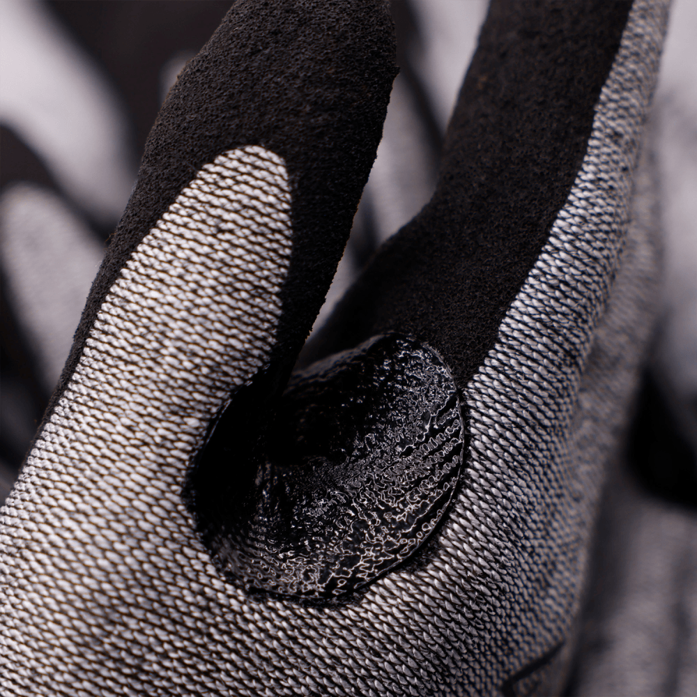 Cut F Protective Glove With Nitrile Coating